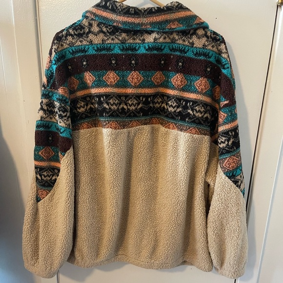 Western style half zip pullover - Picture 3 of 4